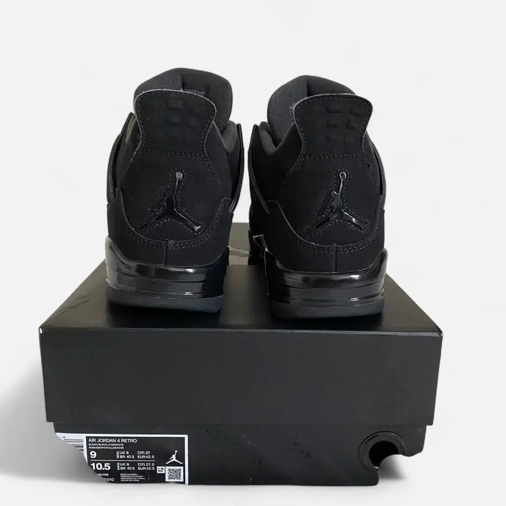 Air jordan 4 retro black cat - size 9 M / 10.5 W US